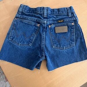 Wrangler Cutoffs Kids size 14 Slim
